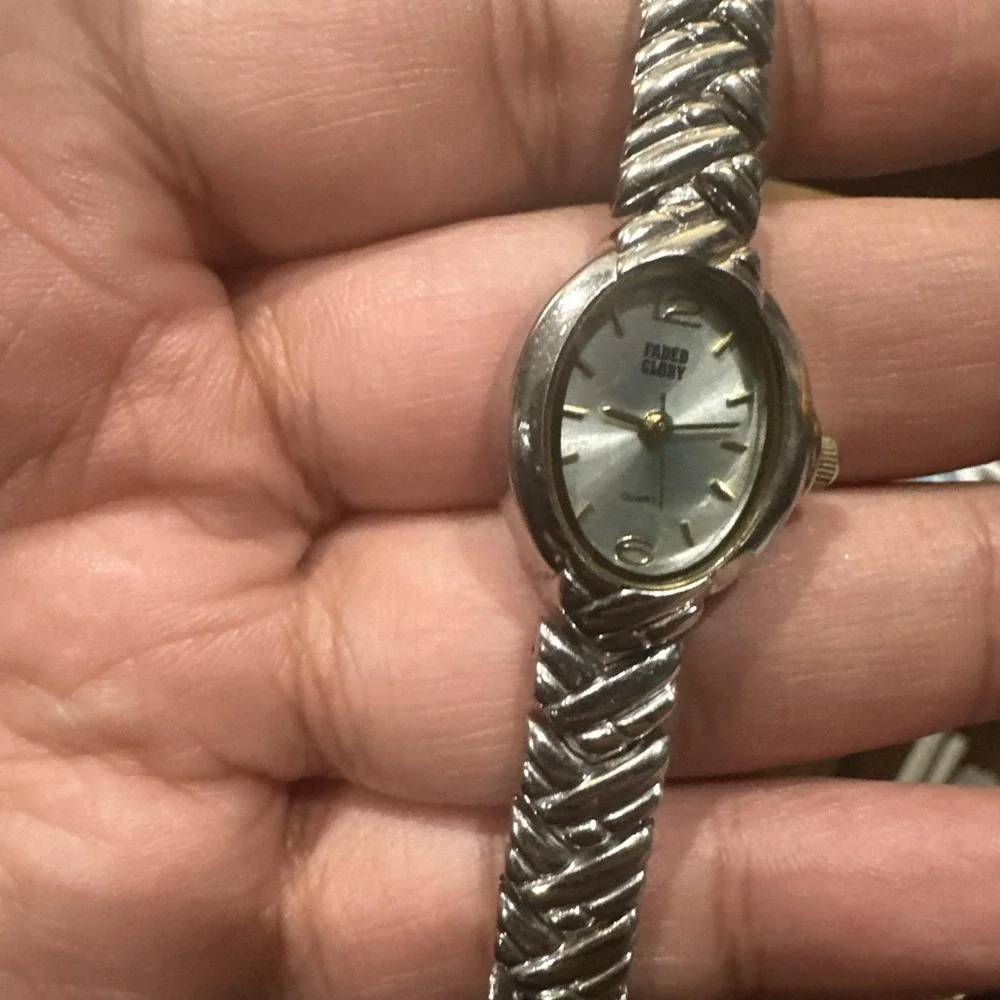 Working Faded Glory Silver 20mm Women's Watch Bracelet‎ Band Analog Fit 7.5in